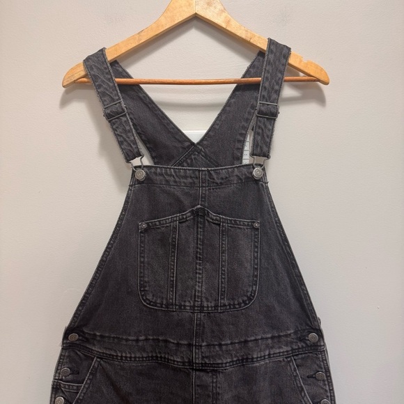 Old Navy Black Slouchy Straight Ankle Jean Overalls Size 14 Petite - Picture 5 of 15